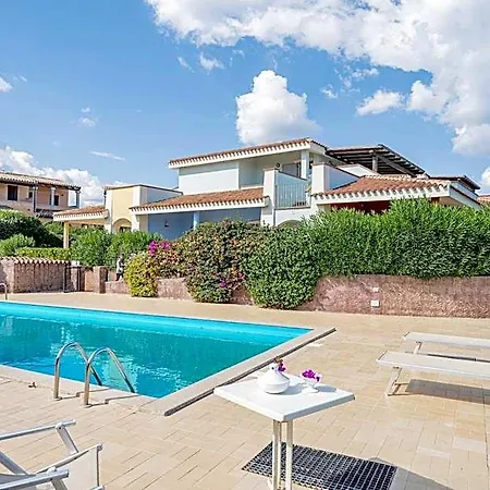 ホテル Isa-residence With Swimming-pool In Cala Girgolu, With Private Outdoor Area サン・テオドーロ