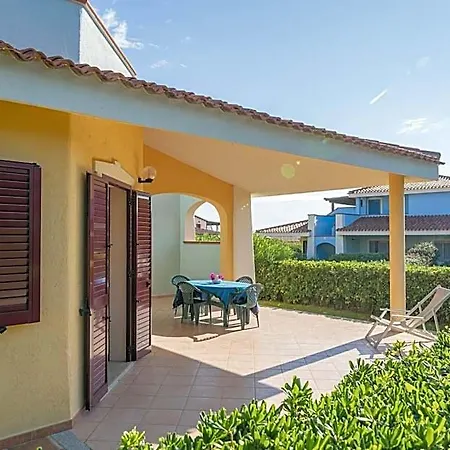 Isa-residence With Swimming-pool In Cala Girgolu, With Private Outdoor Area Aparthotel San Teodoro (Sardinia)